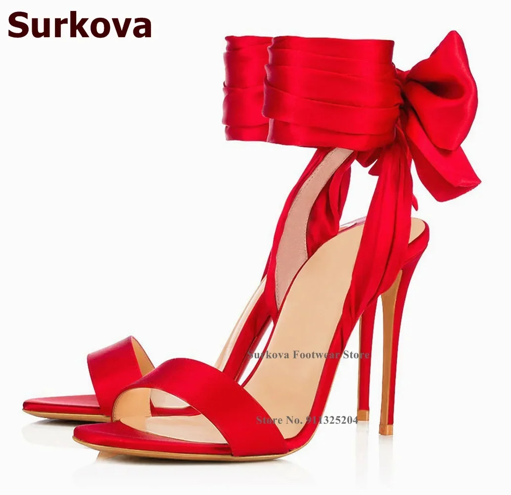 Surkova hete rode satijnen sto - Satin Bow Tie recensie en prijs